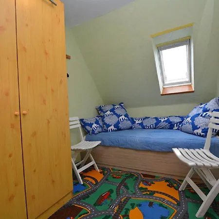 Folger Apartment *